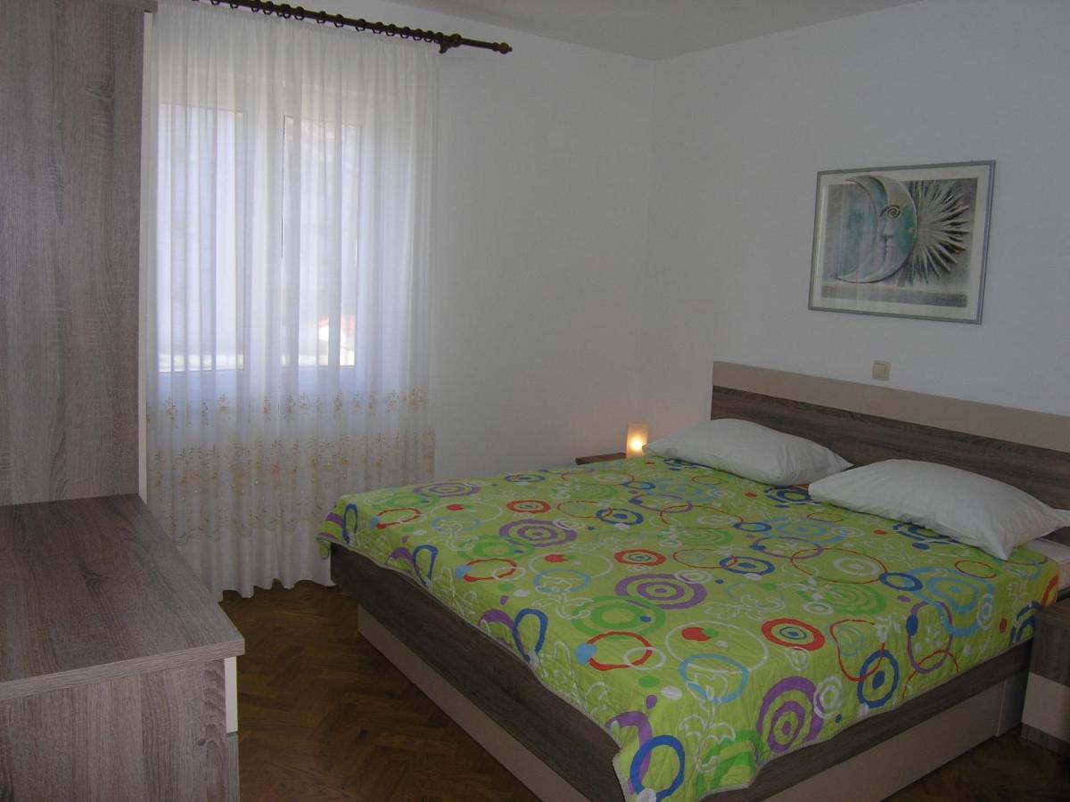 Apartments Biljana For Relaxing Holidays In Baska 外观 照片